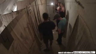 Шлюхи в дешевом публичном доме обслуживают много разных мужчин за вечер
